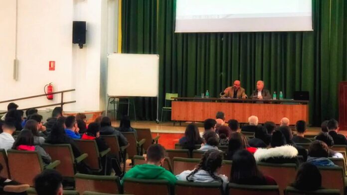 _legacy_2018_12_cover